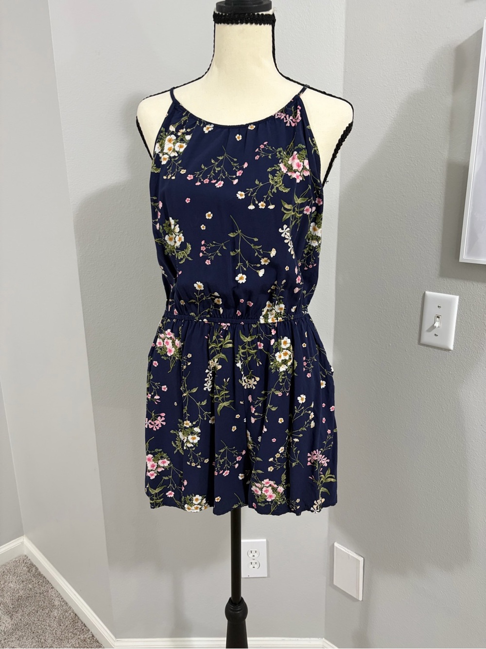 Old Navy Navy Floral Romper
